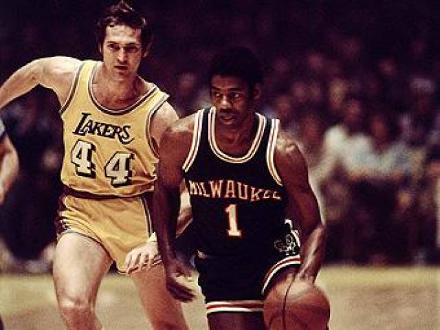 都充满悬念 都充满悬念