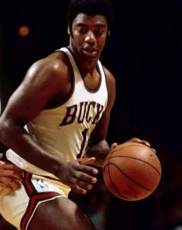 协作防守 协作防守