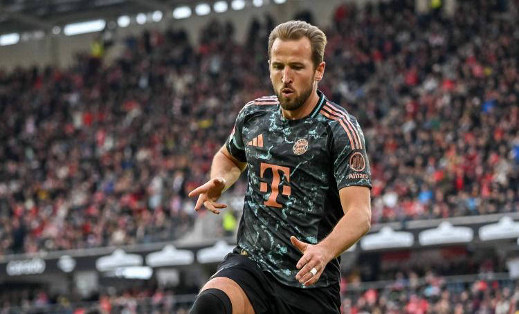 前三站稳 前三站稳